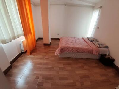 سوییت آپارتمانی لوکس طبقه چهارم واحد 5 سوییت آپارتمانی لوکس طبقه چهارم واحد 5