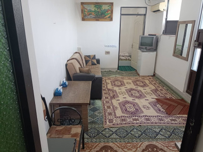 سوییت عابدی واحد (3) دارای حیاطی مستقل