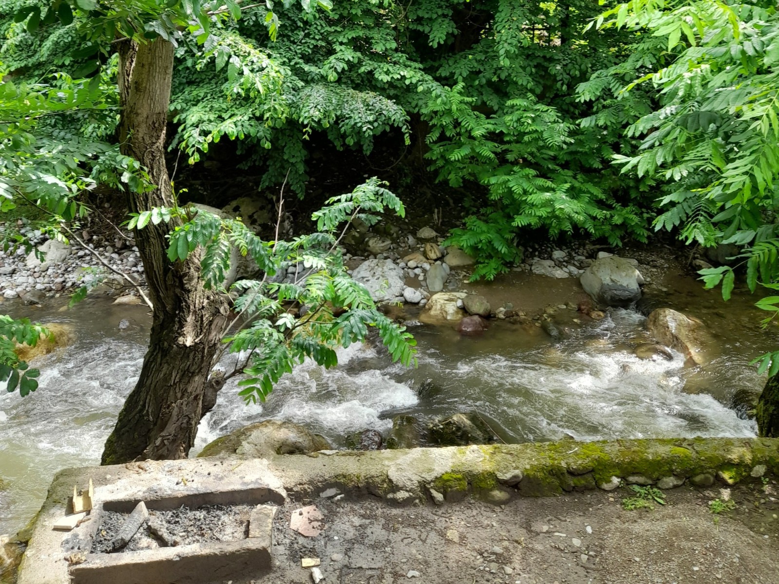 نمای بیرونی ساختمان