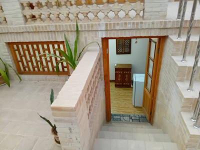 اقامتگاه بوم گردی یزدان (اتاق 4)