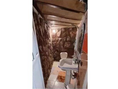 سرویس بهداشتی و حمام