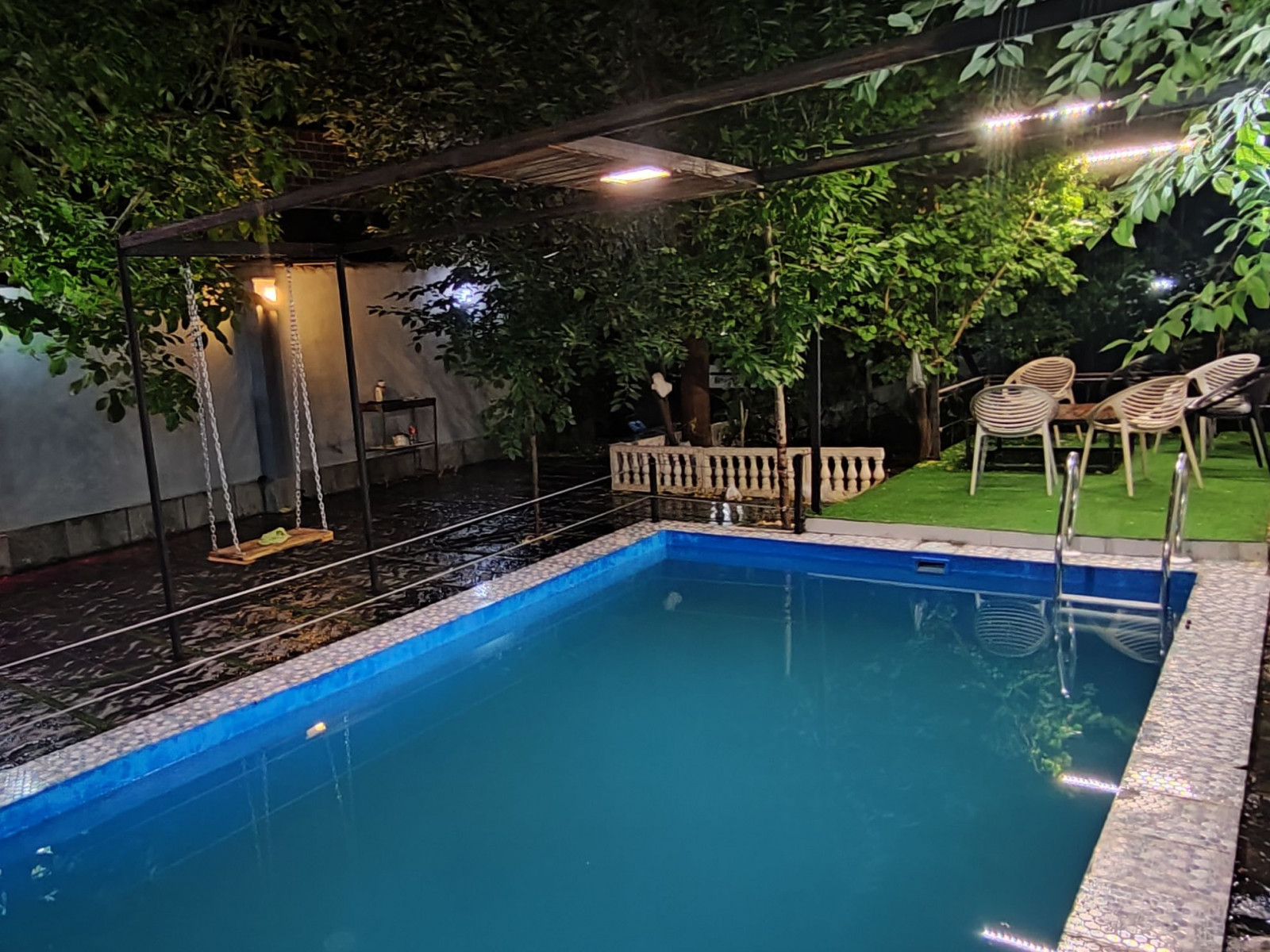 استخر استخر