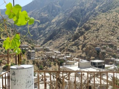 دوخوابه دارای تراسی دلباز با ویو کوهستان