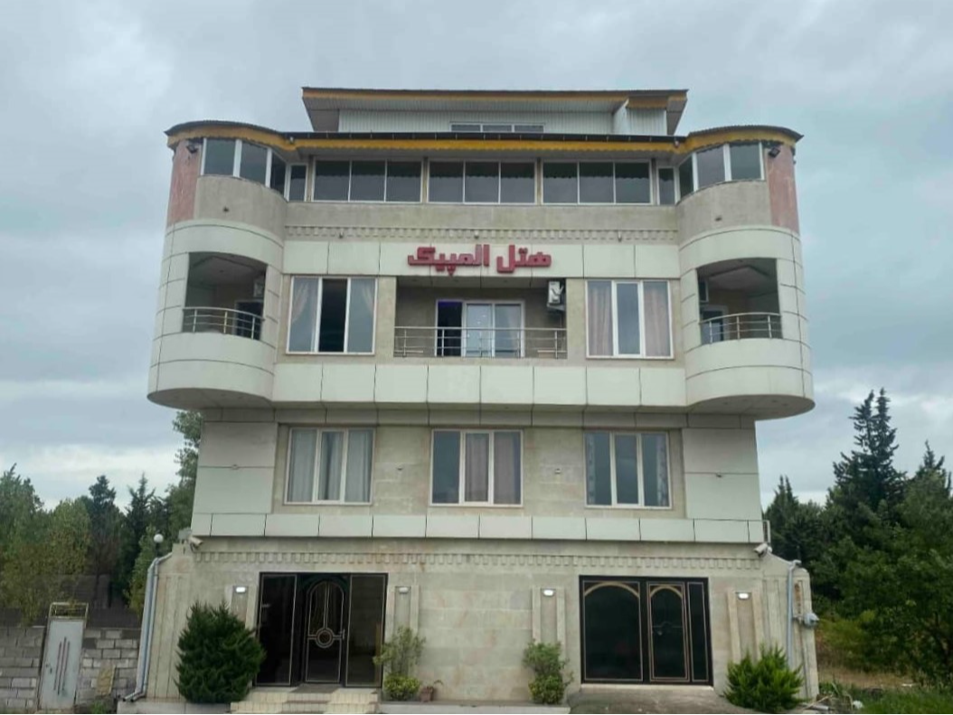 نمای بیرونی ساختمان