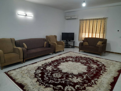 سوییت 1 خوابه به همراه امکانات رفاهی