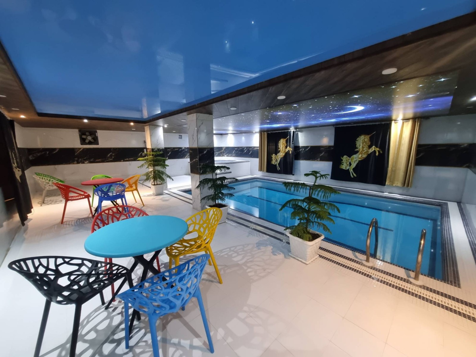 استخر و جکوزی استخر و جکوزی