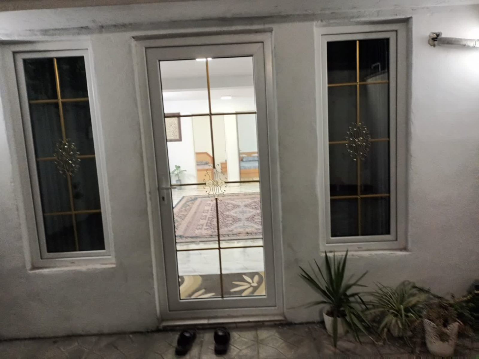 نمای بیرونی ساختمان نمای بیرونی ساختمان