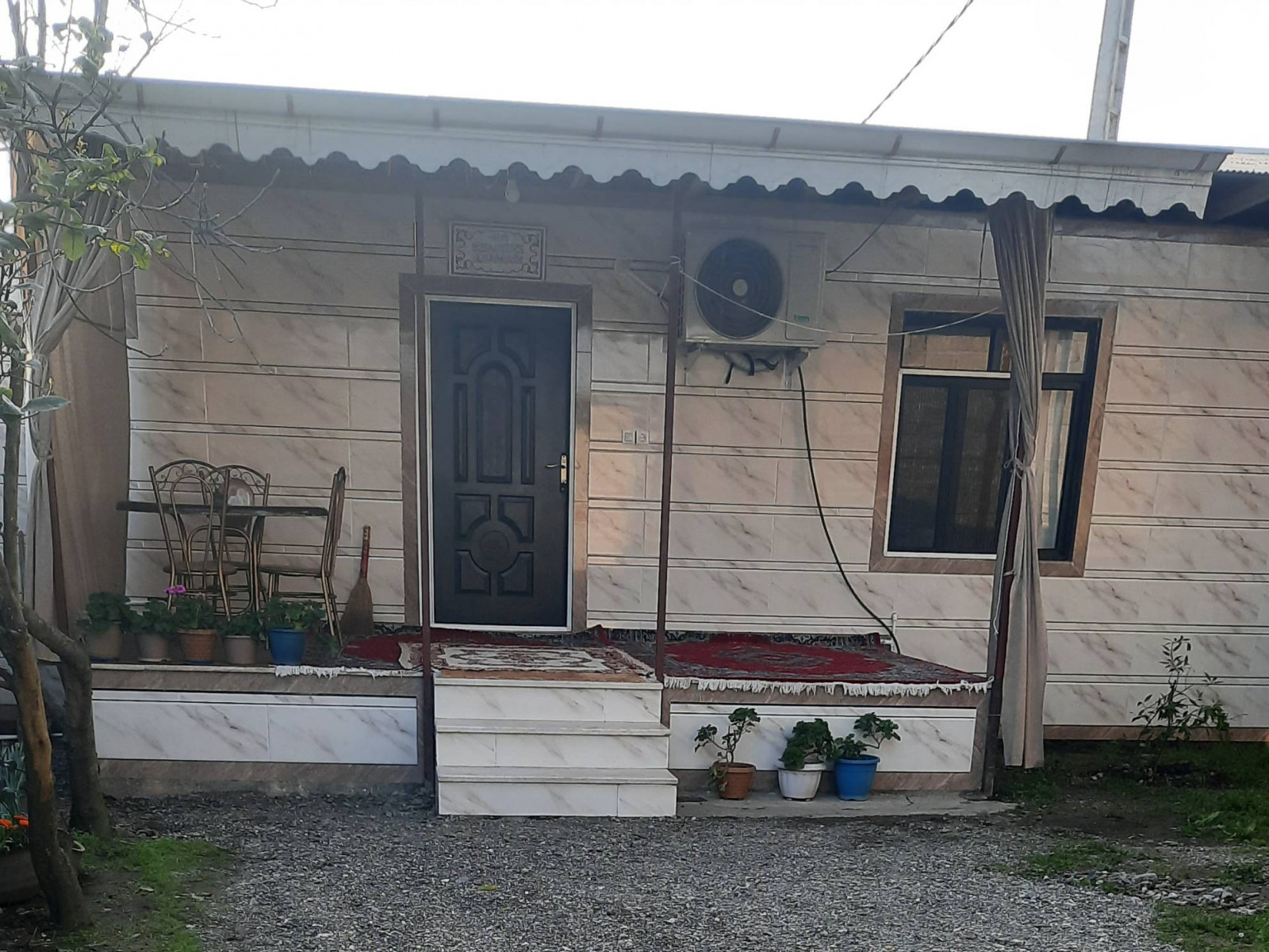 نمای بیرونی ساختمان نمای بیرونی ساختمان