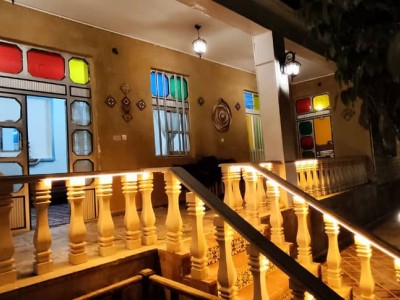 خانه‌ی کاج با طراحی سنتی، اتاق فیروزه