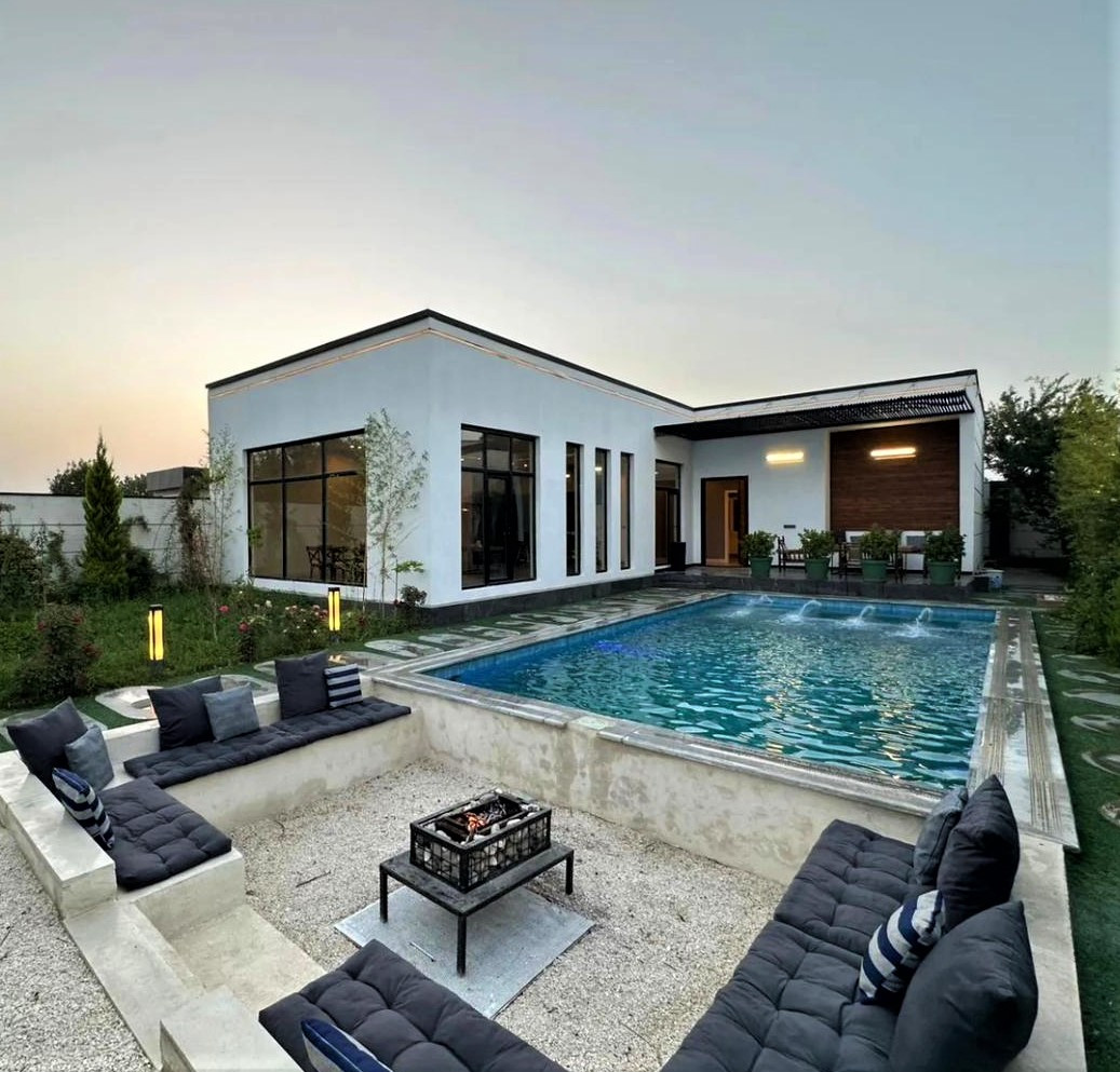 نمای اقامتگاه و استخر نمای اقامتگاه و استخر