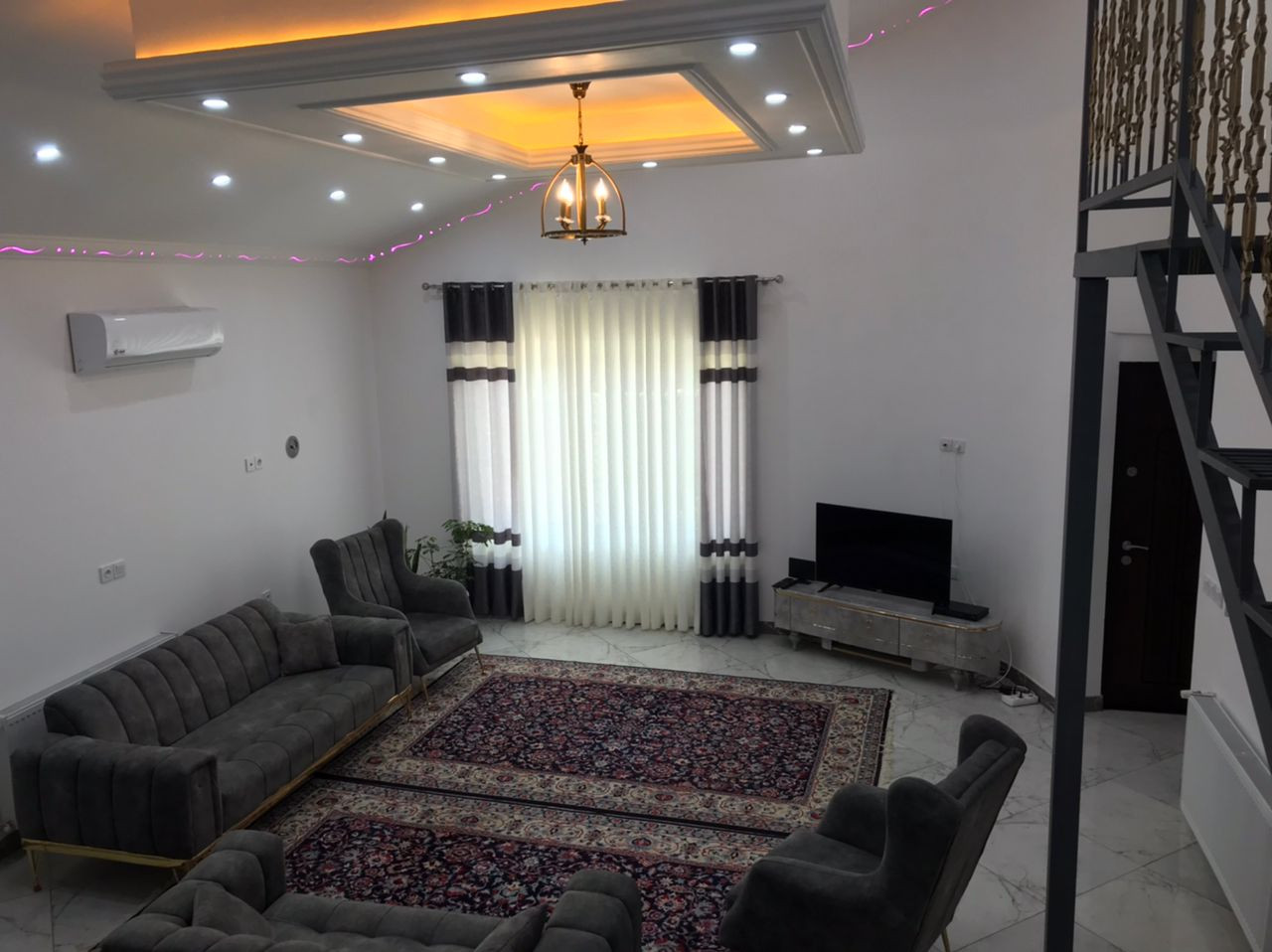 اتاق پذیرایی اتاق پذیرایی