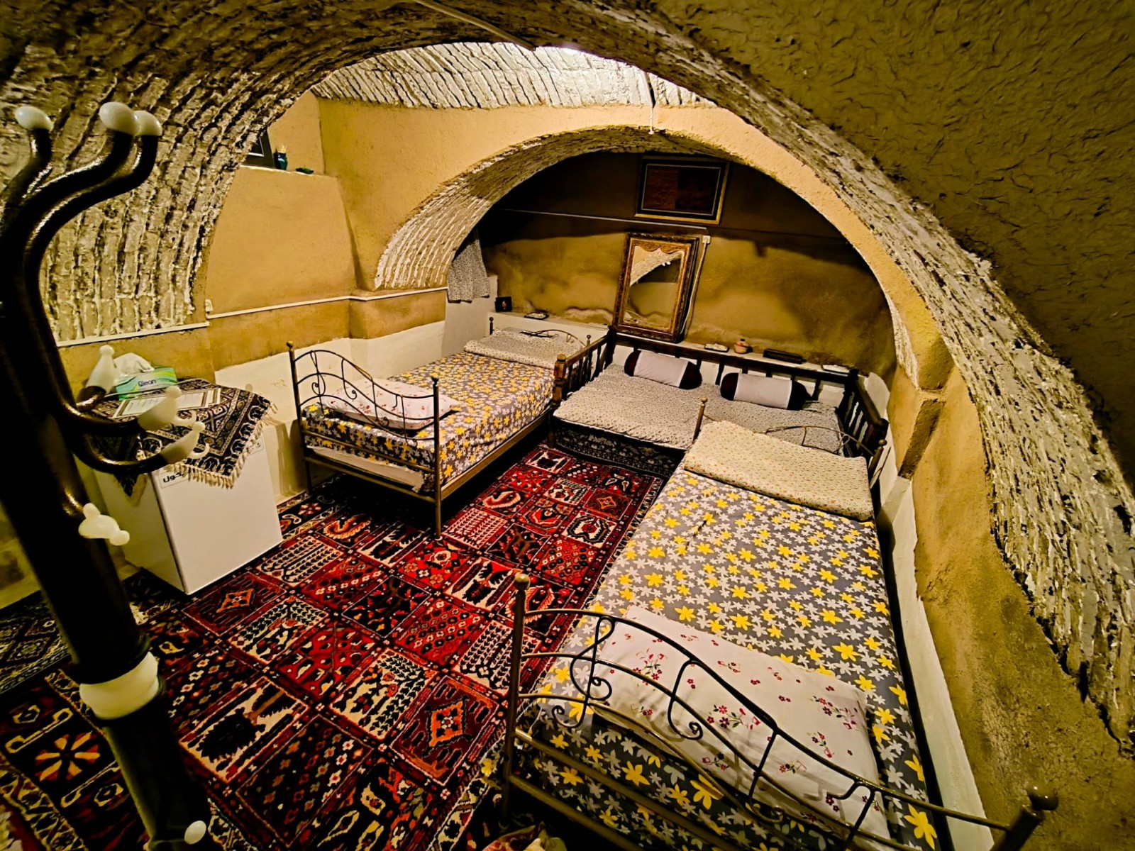 گنبدی و کاهگلی