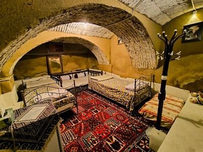 اتاق خمخانه "بومگردی مهرکده"