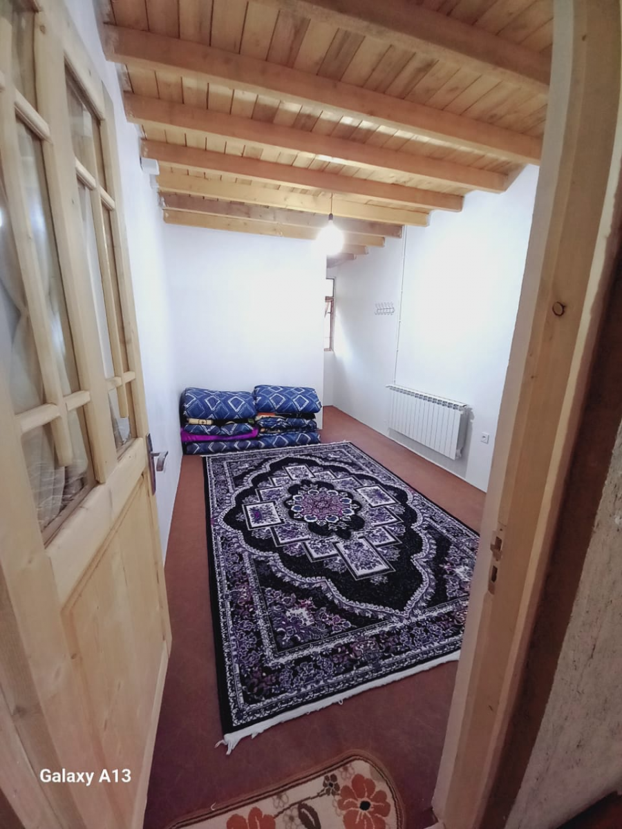 ورودی به اتاق پذیرایی