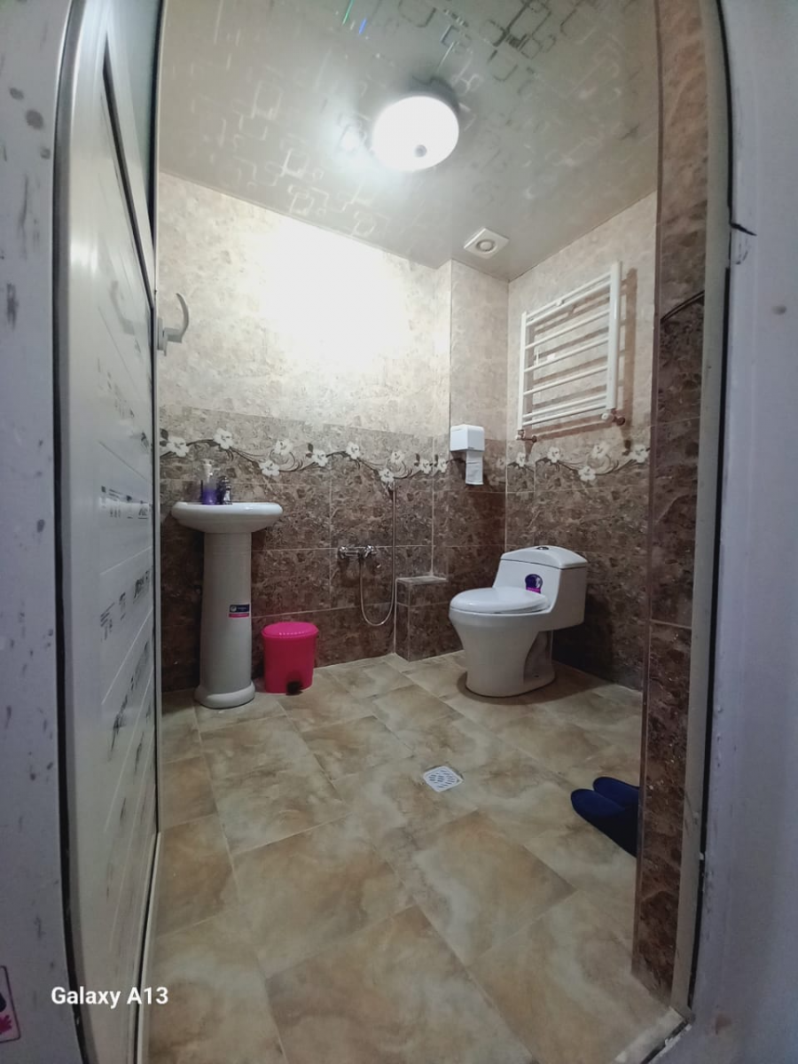 سرویس بهداشتی و حمام داخل واحد