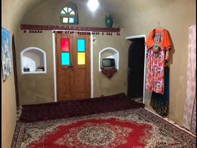مجموعه اقامتی خانه‌‌پدری "اتاق "سنتی وسط"