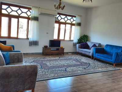 خونه ویلایی، سه خواب و مبله