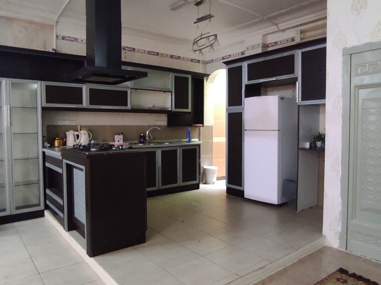 آشپزخانه پایین