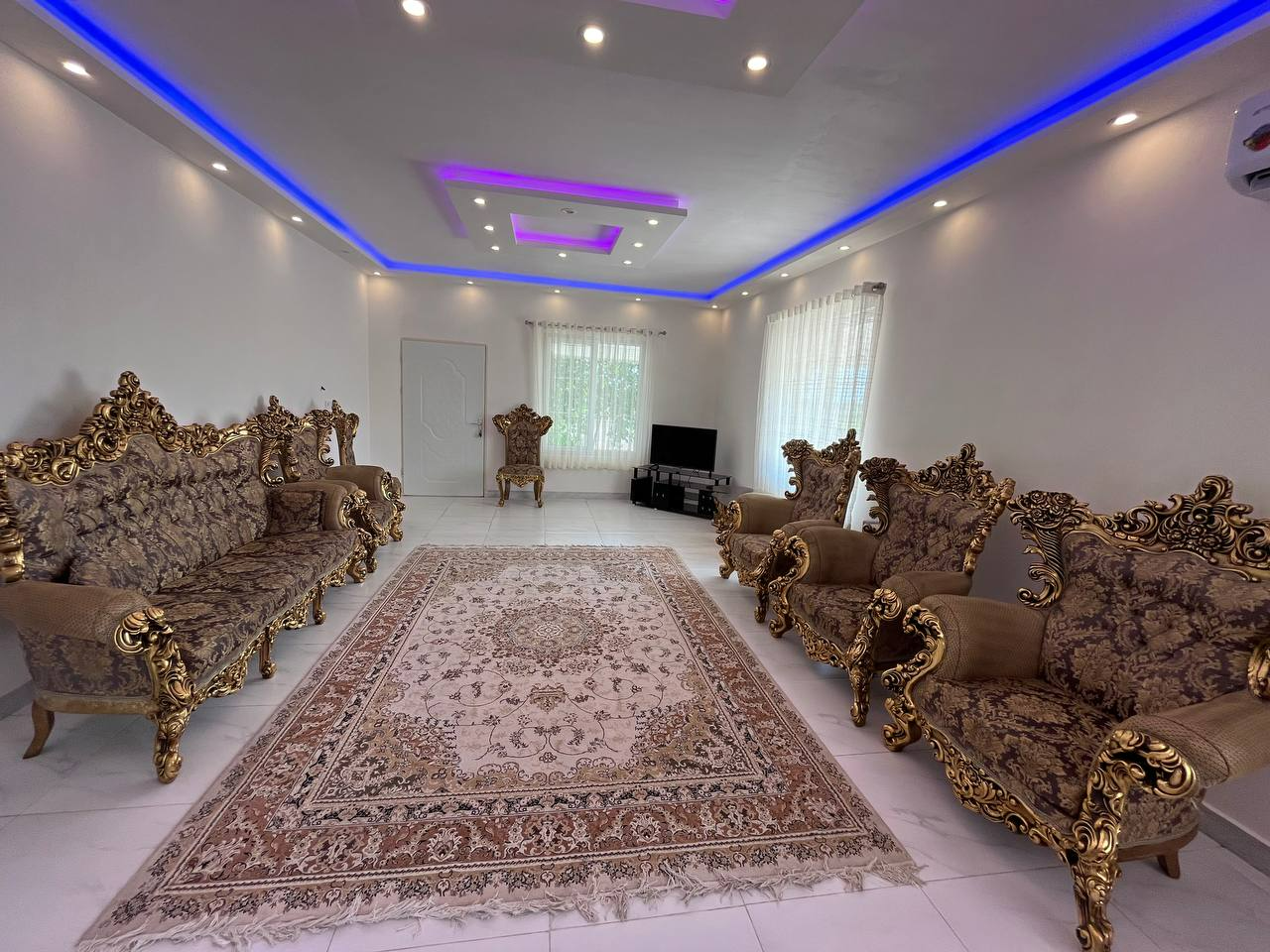 اتاق پذیرایی
