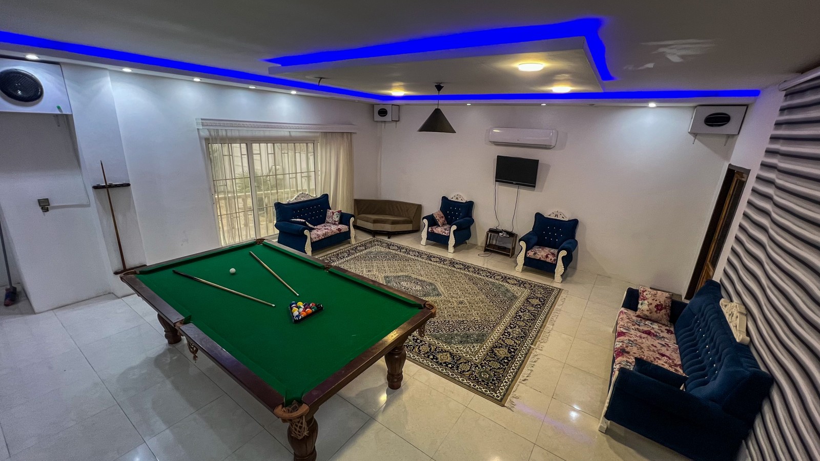 اتاق پذیرایی