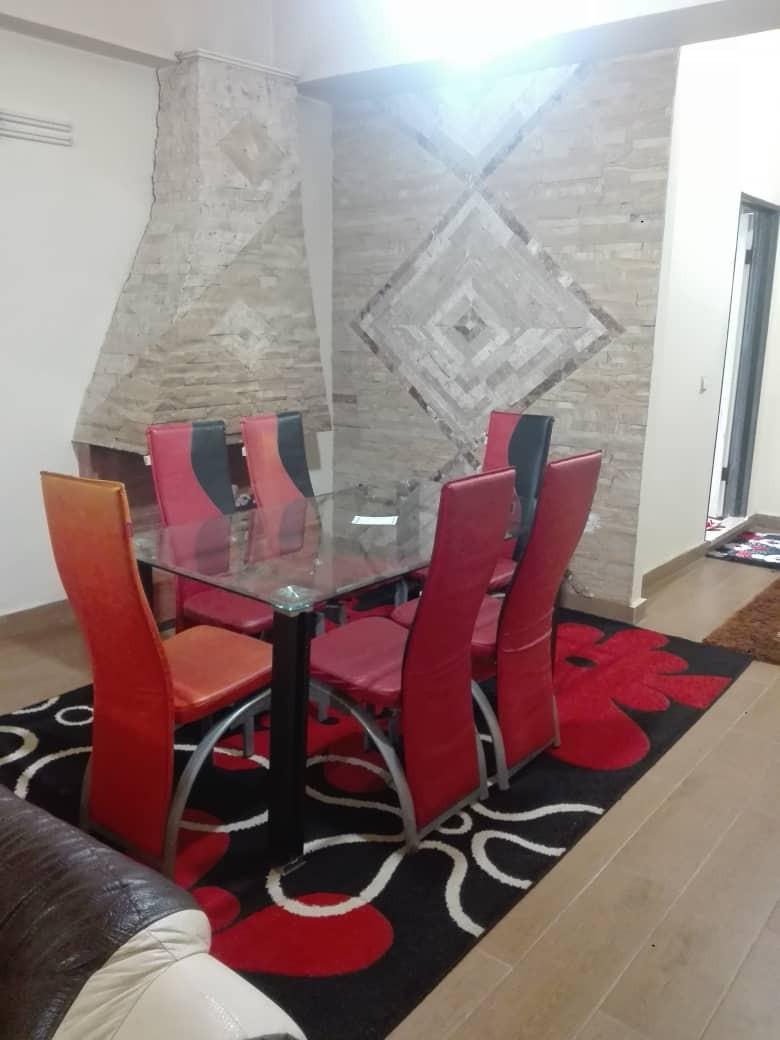 میزغذاخوری