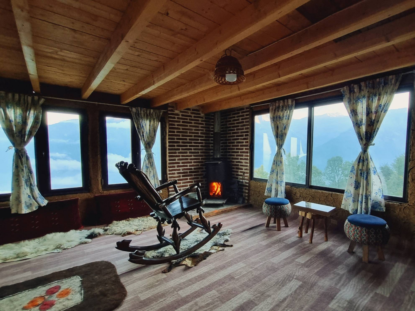 نمای داخل نمای داخل