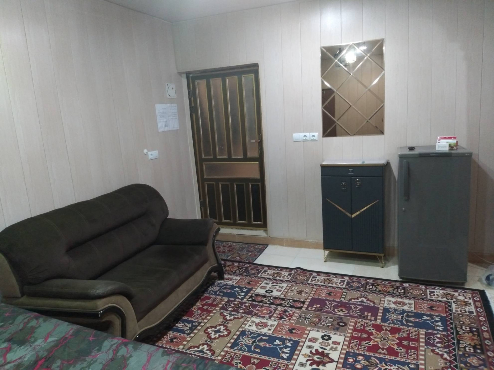 داخل سویت پذیرایی