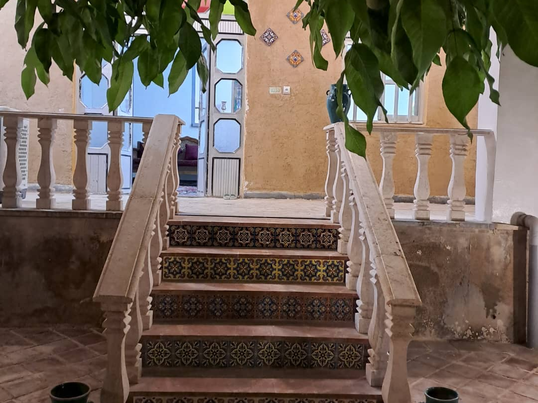 نمای بیرونی ساختمان