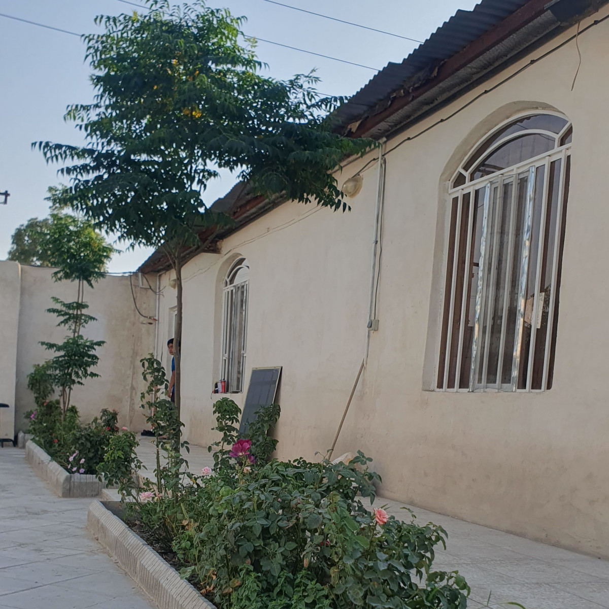 نمای ورودی