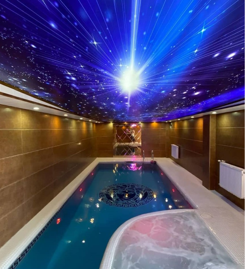 استخر استخر