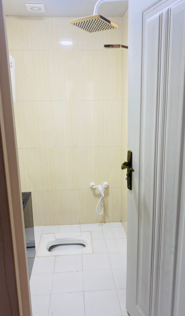 سرویس بهداشتی و حمام سرویس بهداشتی و حمام