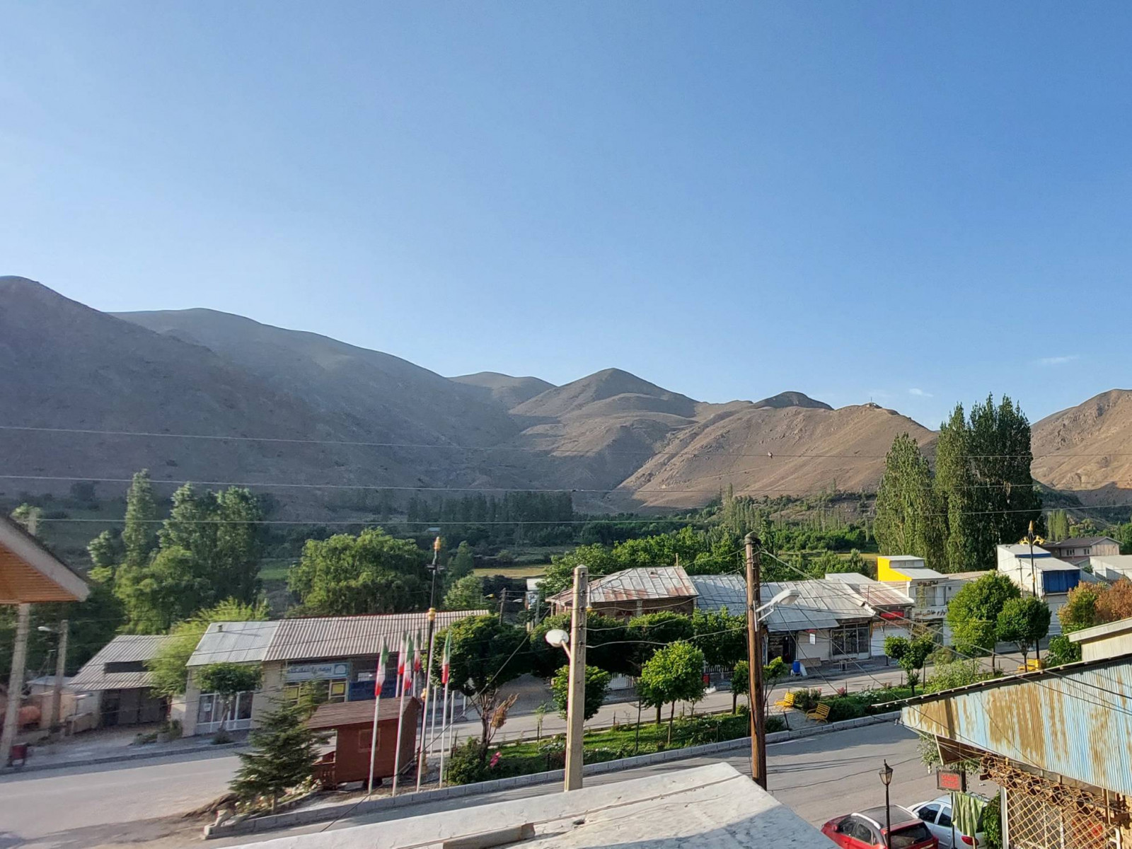 نمای بیرونی ساختمان نمای بیرونی ساختمان