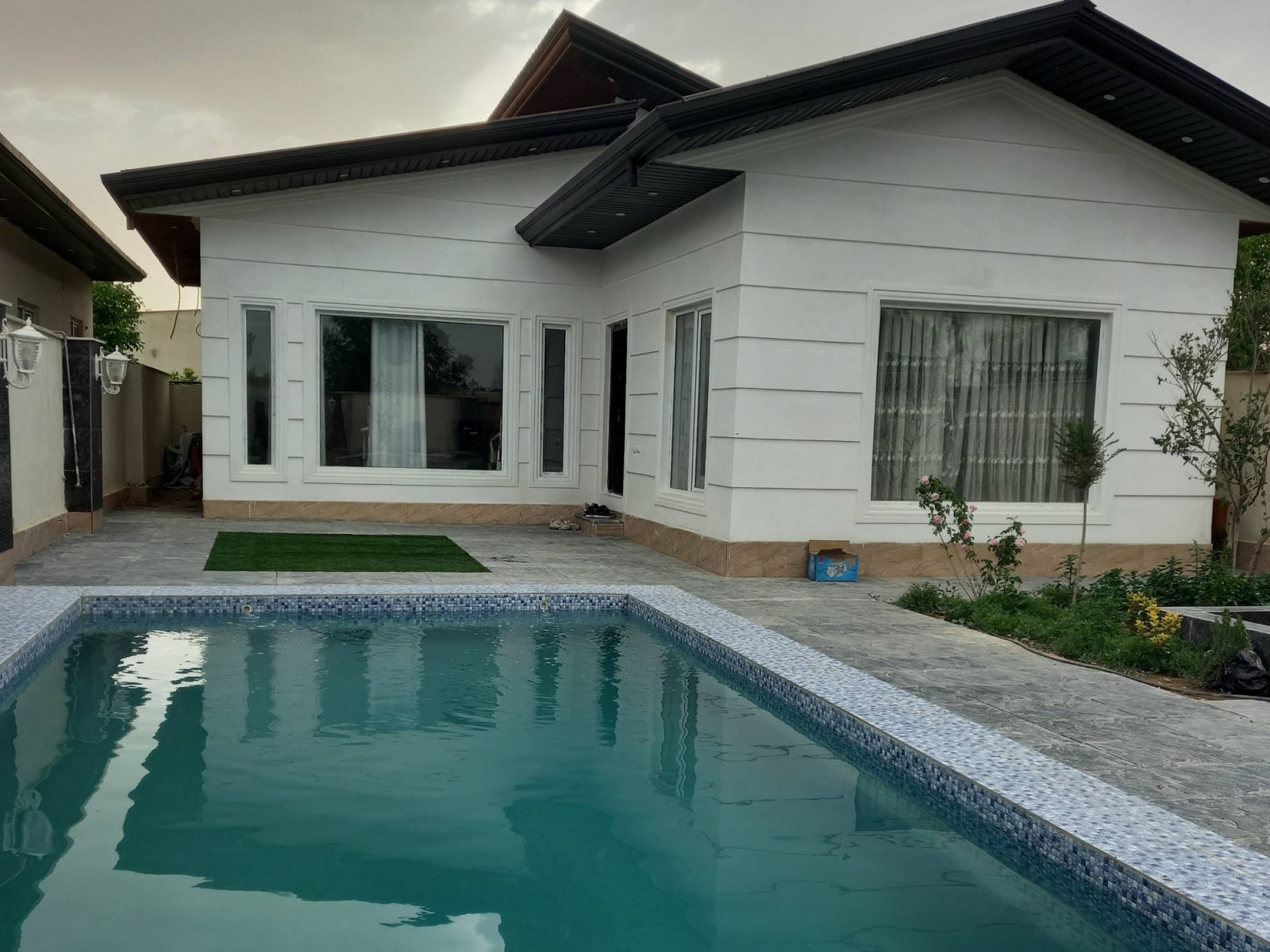 استخر استخر