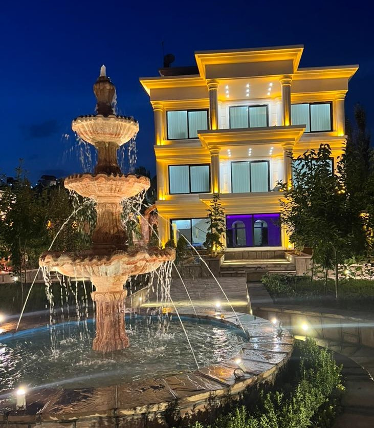 نمای عمارت