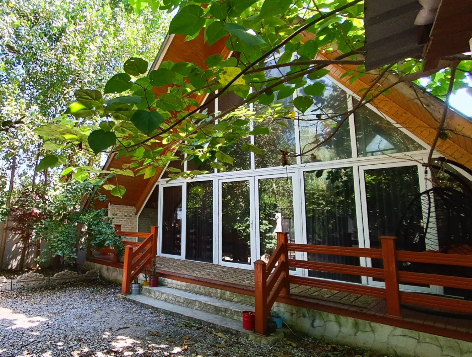 نمای اقامتگاه