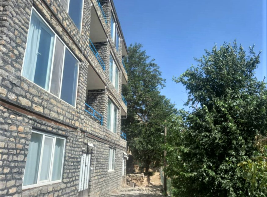 نمای بیرونی ساختمان