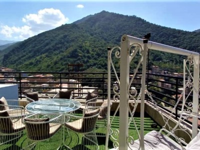 پنت هاوس تاج زیارت