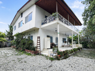 خونه باغ دنج نیکوکار