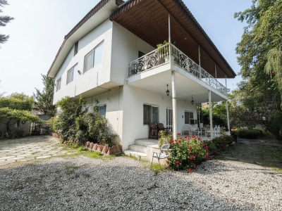 خونه باغ دنج نیکوکار