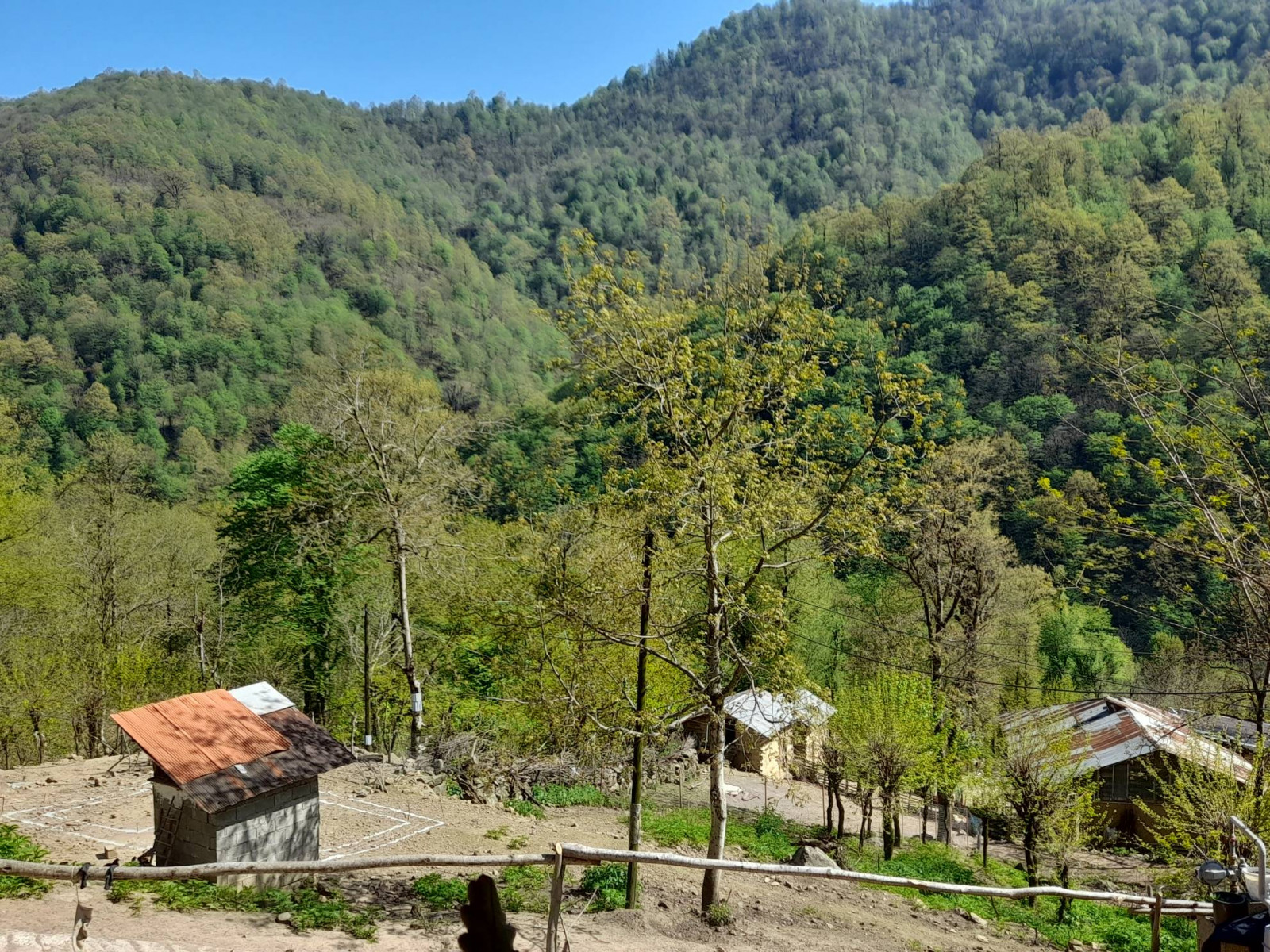 نمای بیرونی ساختمان