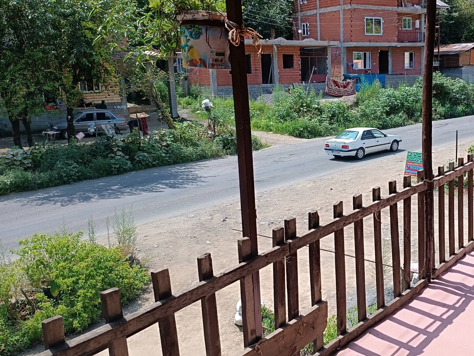 نمای بیرونی ساختمان