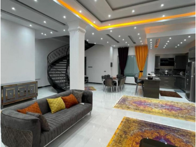 ویلای تریپلکس چهارخوابه بااستخر سرپوشیده و بیلیارد ویلای تریپلکس چهارخوابه بااستخر سرپوشیده و بیلیارد