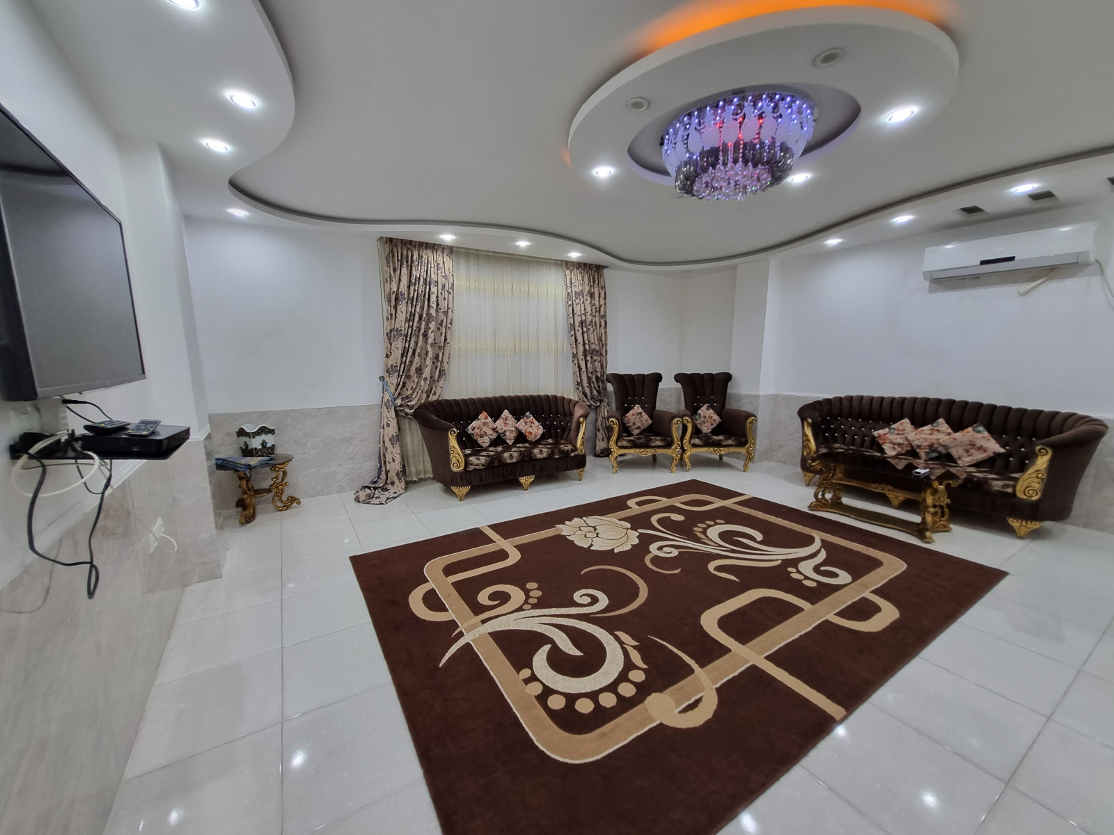 اتاق پذیرایی