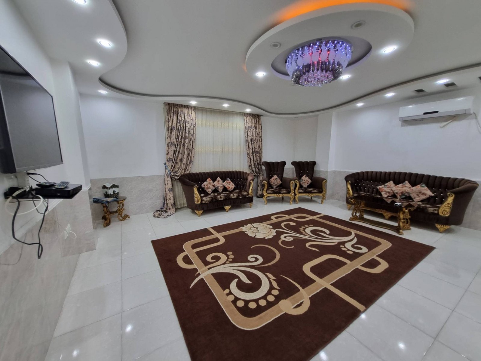 اتاق پذیرایی