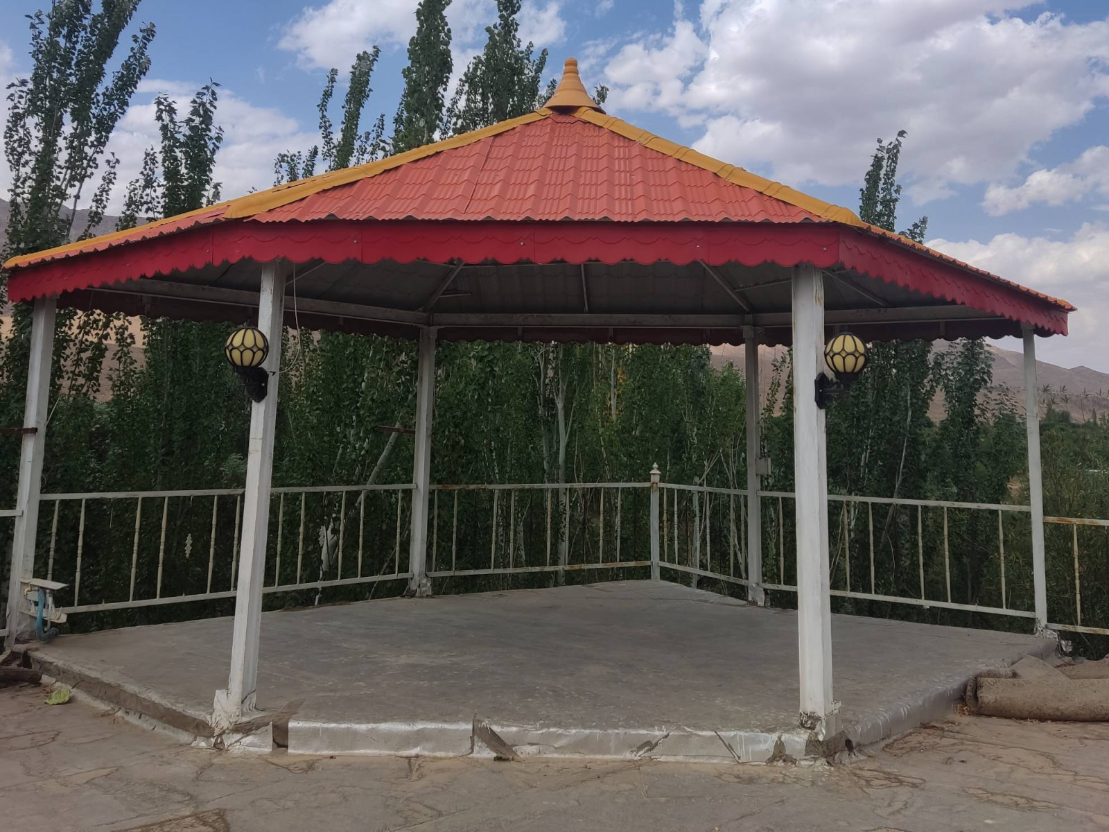 حیاط