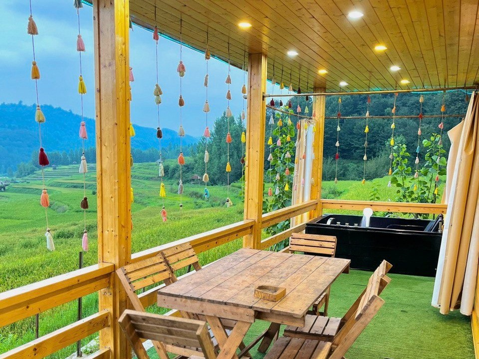 نمای بیرونی ساختمان