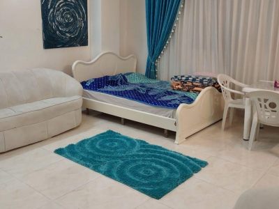 سوئیت اقامتی لاله‌زار با امکانات رفاهی