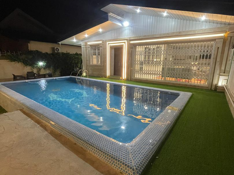 نمای اقامتگاه و استخر نمای اقامتگاه و استخر