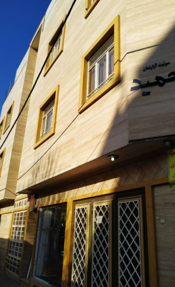 نمای بیرونی ساختمان