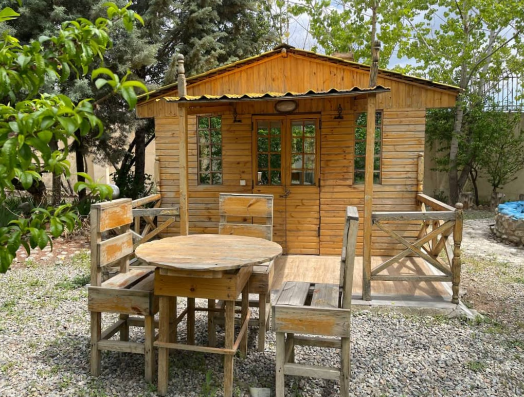 کلبه چوبی کلبه چوبی